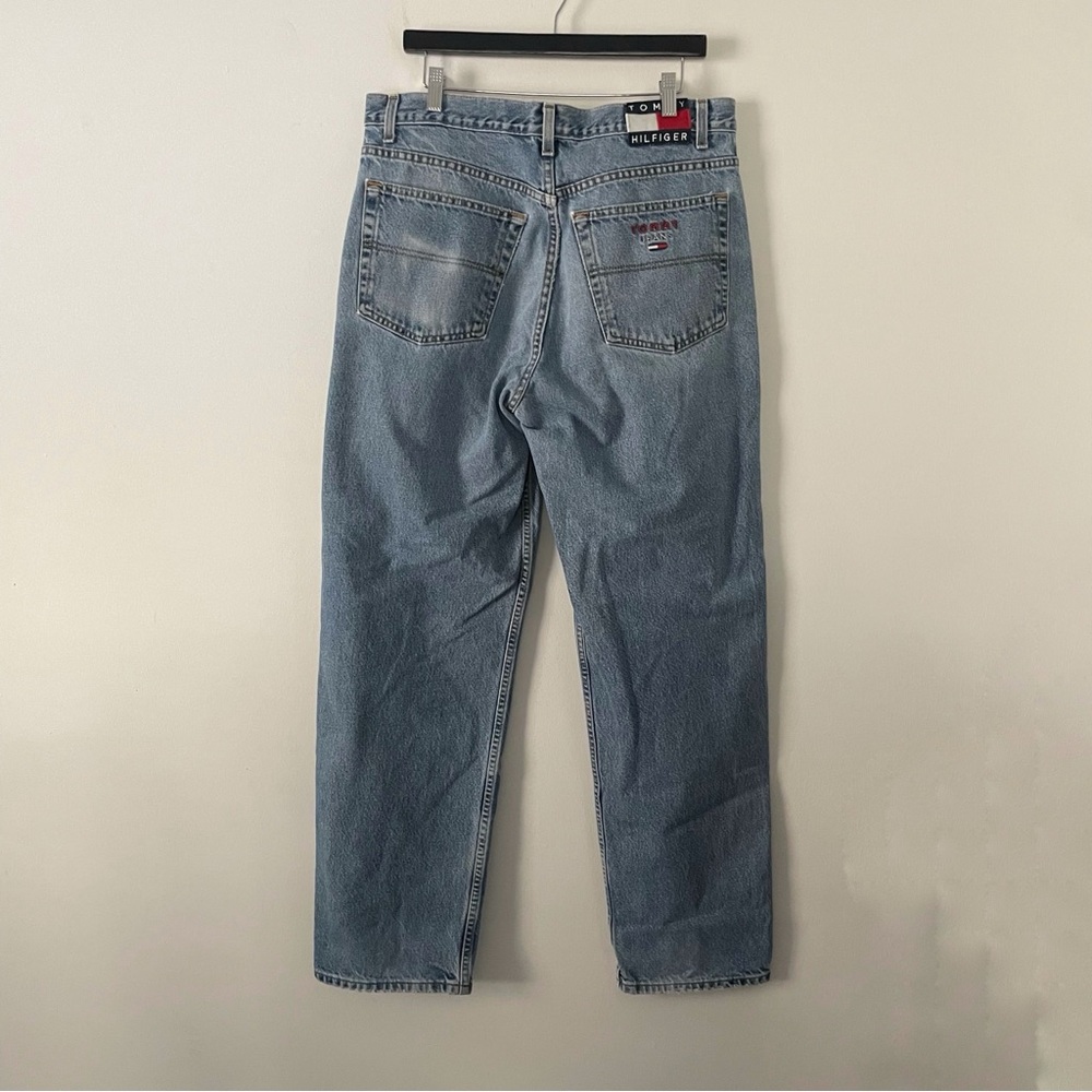 Vintage 90s Tommy Hilfiger Embroidered Pocket Patch Relaxed Light Wash Jeans